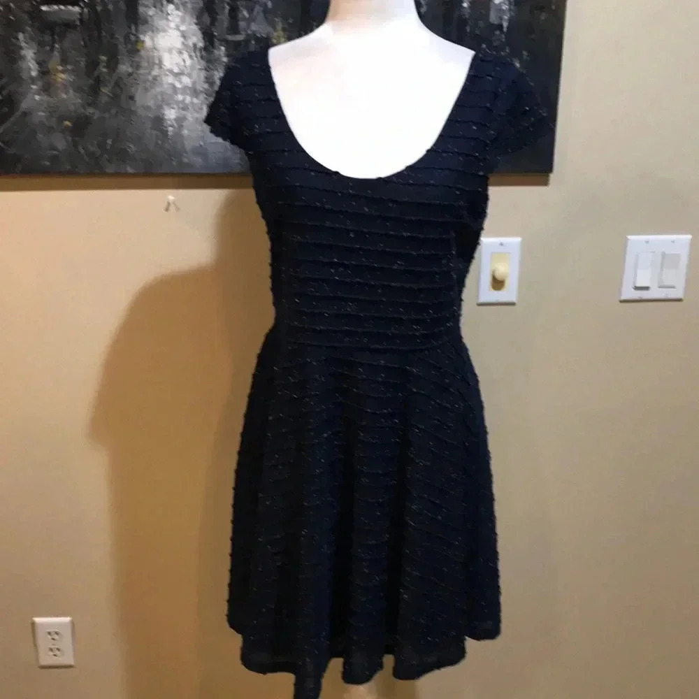NWT Lauren Conrad Blue Horizon Cap Sleeves Fit and Flare Midi Dress-M
